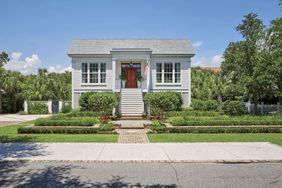 Joan and John Hackenberg Home in Mount Pleasant, SC Designed by Daughter Jenny Keenan